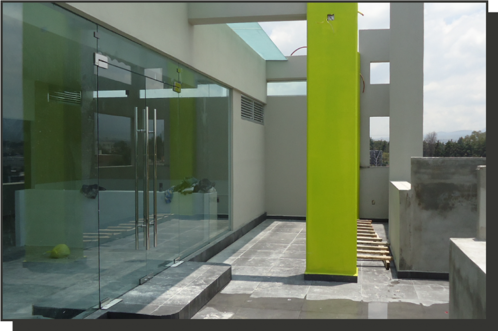 Foto de las instalaciones de UNIARQ, entrada del laboratorio